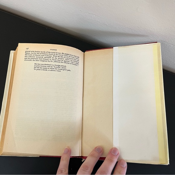 Vintage Ivanhoe by Sir Walter Scott - Vintage Children’s Book - Picture 11 of 11